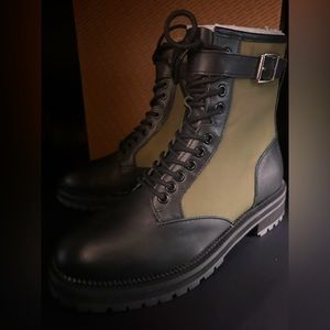 NEW $119 UO Urban Outfitters Military Combat Boots US 8M Leather Rubber Blk Grn